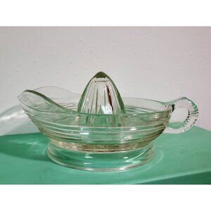 Citrus  Reamer, Glass Grapefruit Citrus  Reamer with Horizontal Ribs